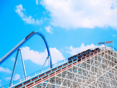 Racer rollercoaster at Kings Island